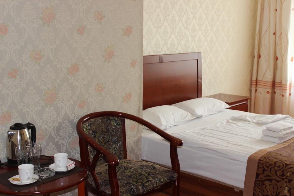 Toto Hotel Ουλάν Μπατόρ Δωμάτιο φωτογραφία